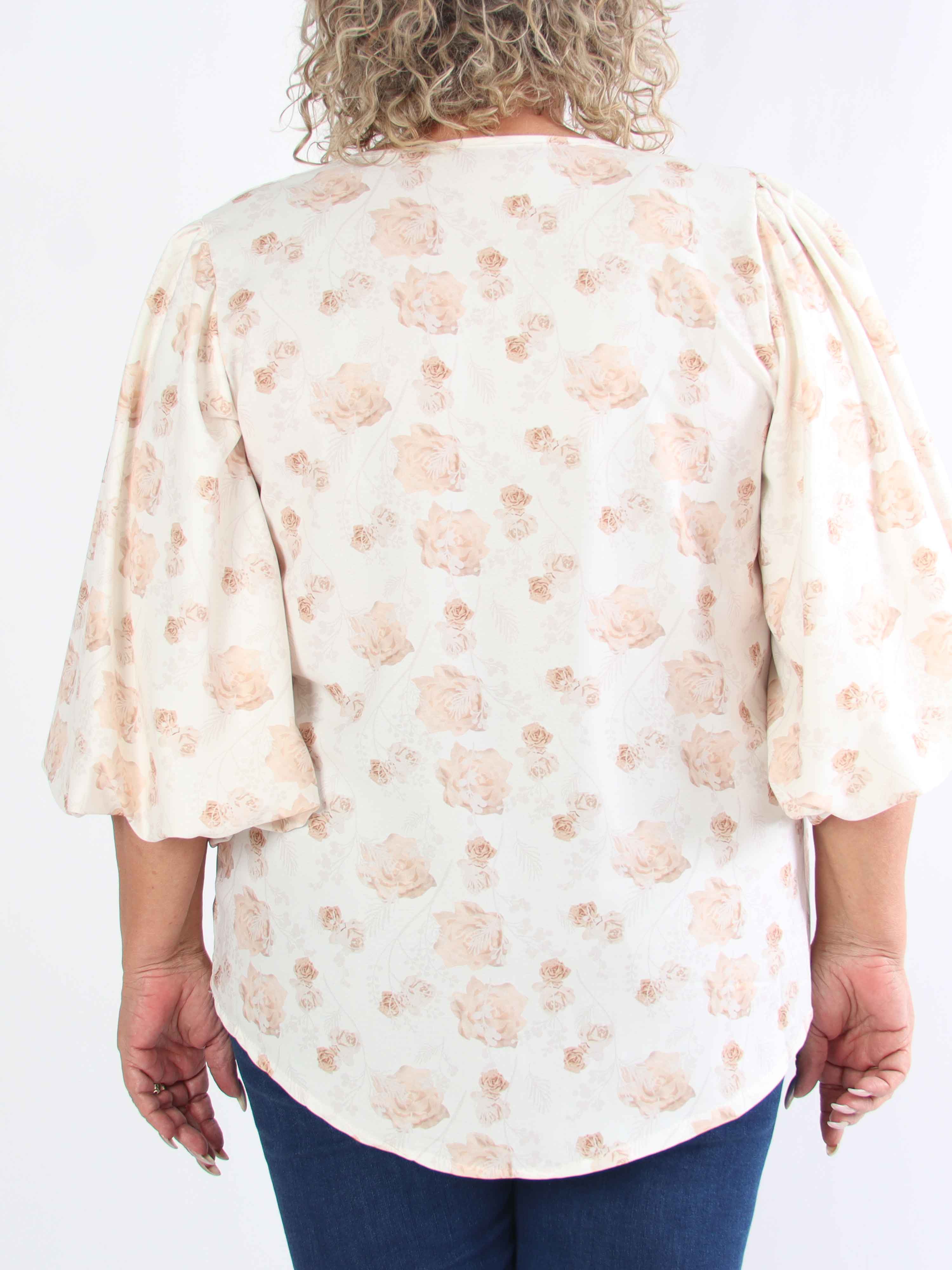 Lenora - Blommig plus size-tunika med puffärmar